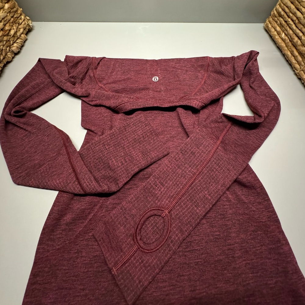 lulu form fitting plum top.